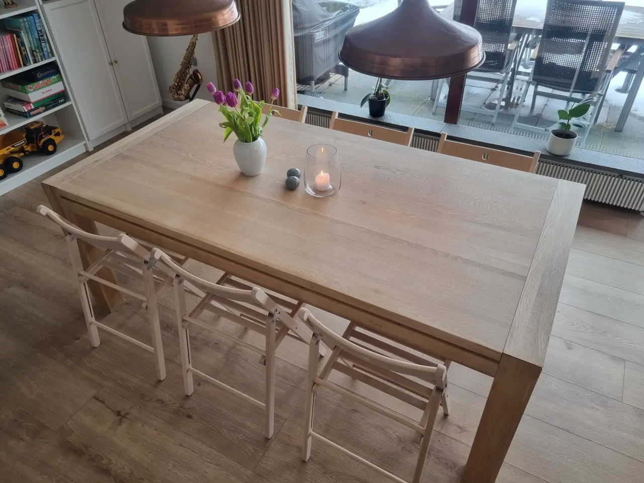 Billede 1 - Spisebord sæbebehandlet eg