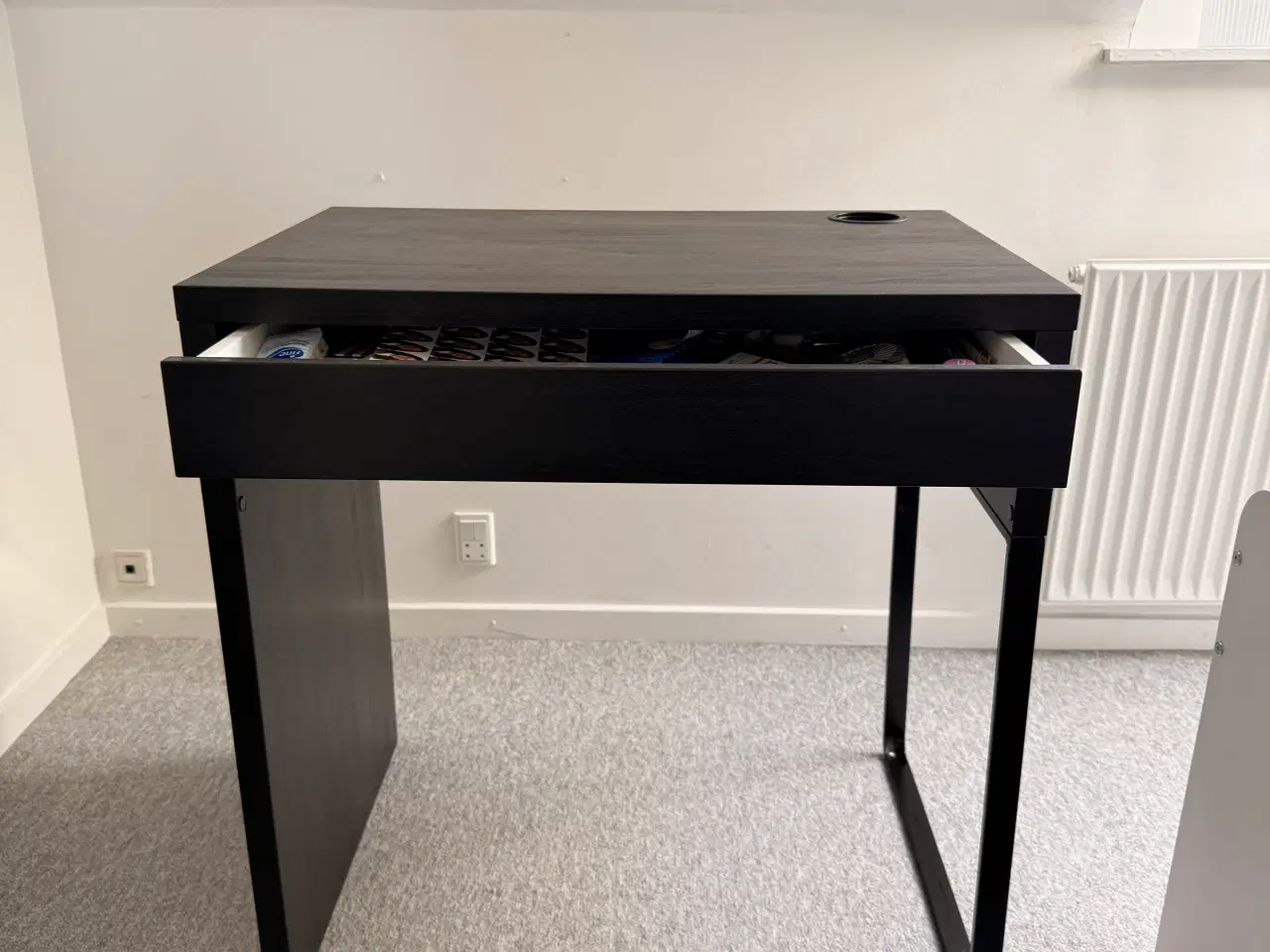 Billede 4 - Skrivebord