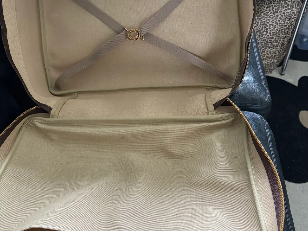 Billede 3 - Louis Vuitton Sirius 45 rejsetaske/Kuffert.