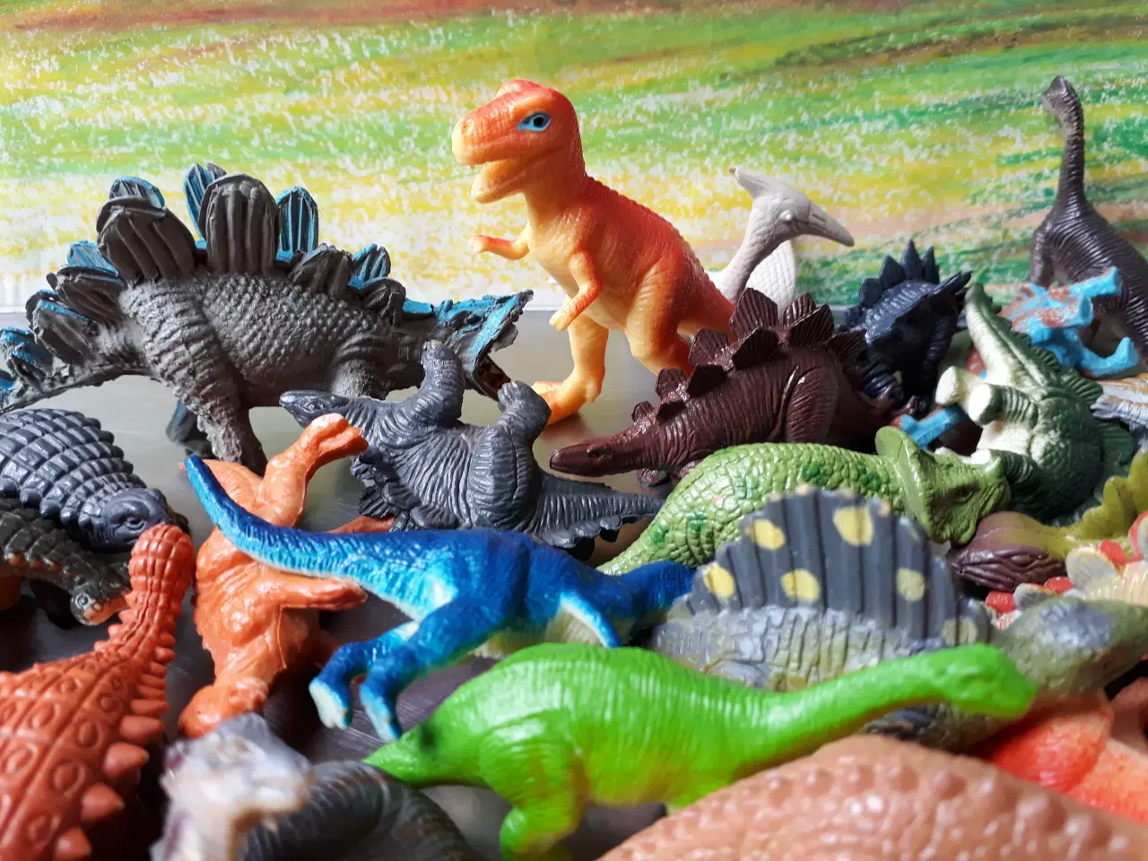 Billede 3 - 82 Små Dino Figurer 