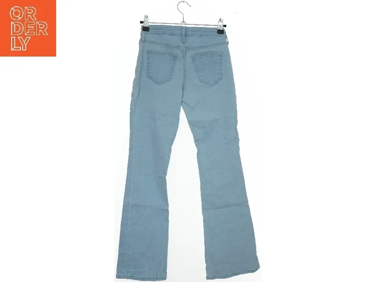 Billede 2 - Lyseblå jeans med vide ben fra H&M (str. 146)