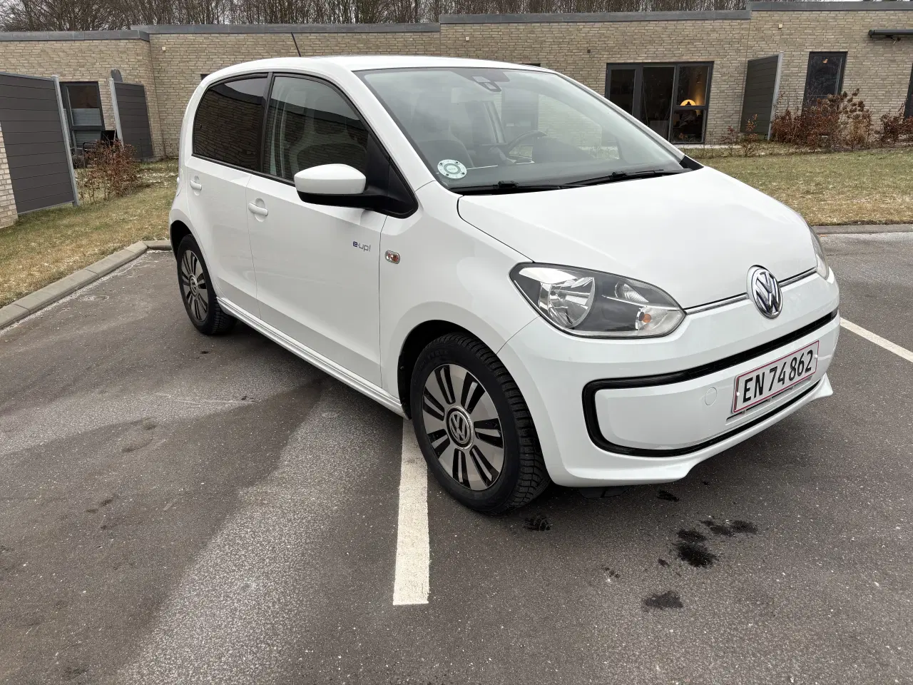 Billede 2 - Volkswagen e-up! Model 2014 kun kørt 61800