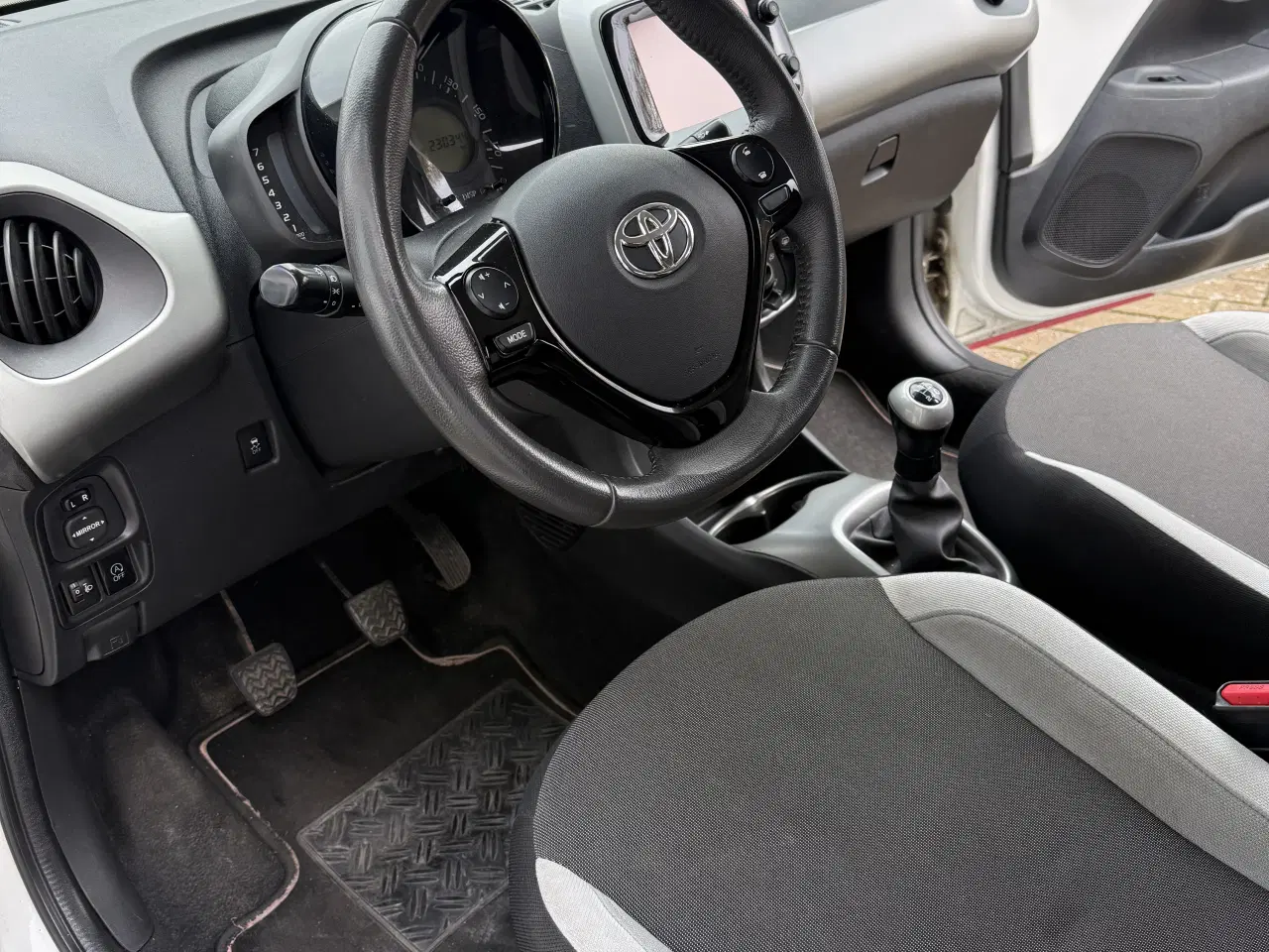Billede 7 - Toyota Aygo 2015 model 