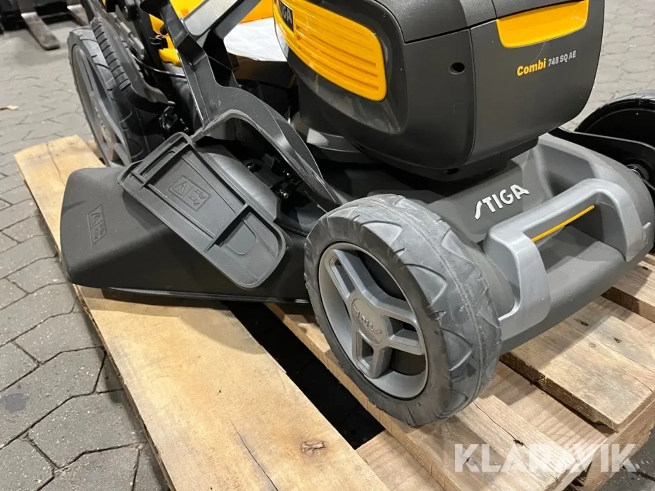 Billede 6 - Græsslåmaskine STIGA COMBI 748 SQ AE