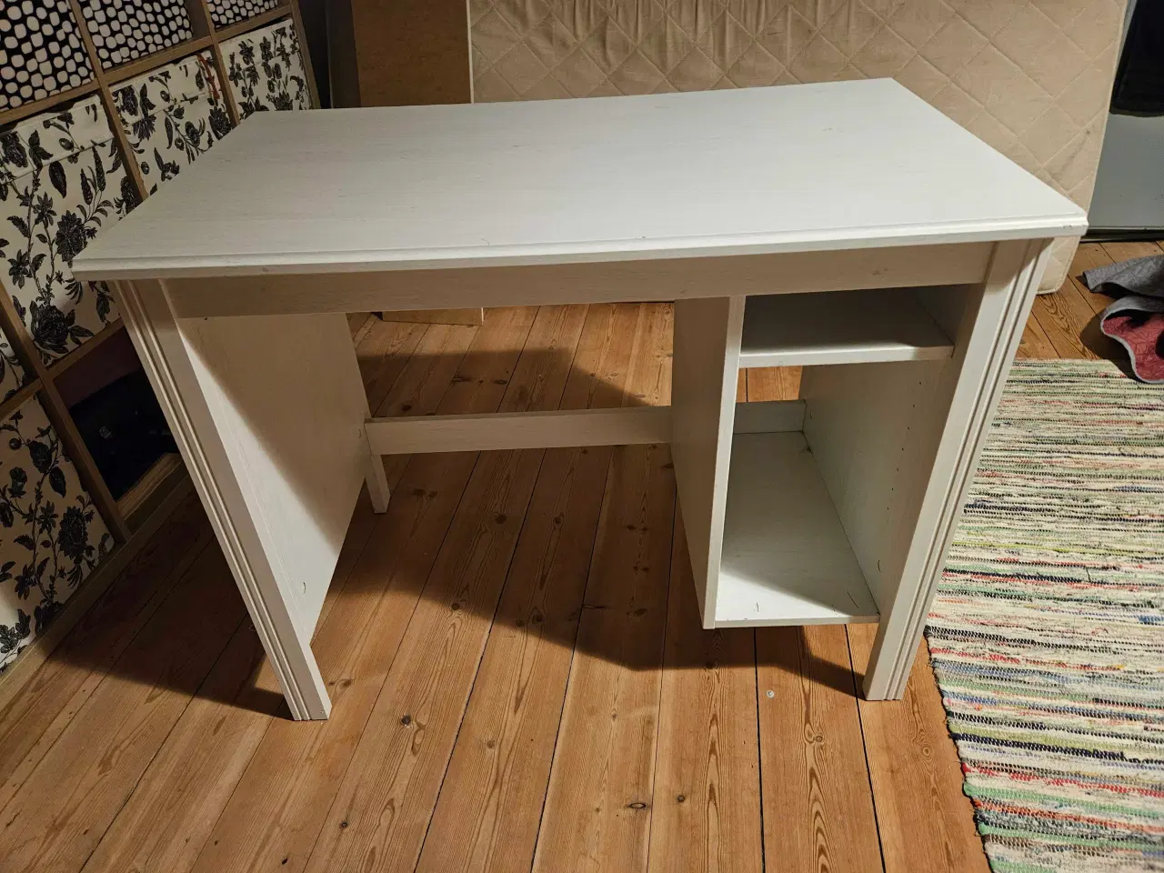 Billede 1 - Computerskrivebord