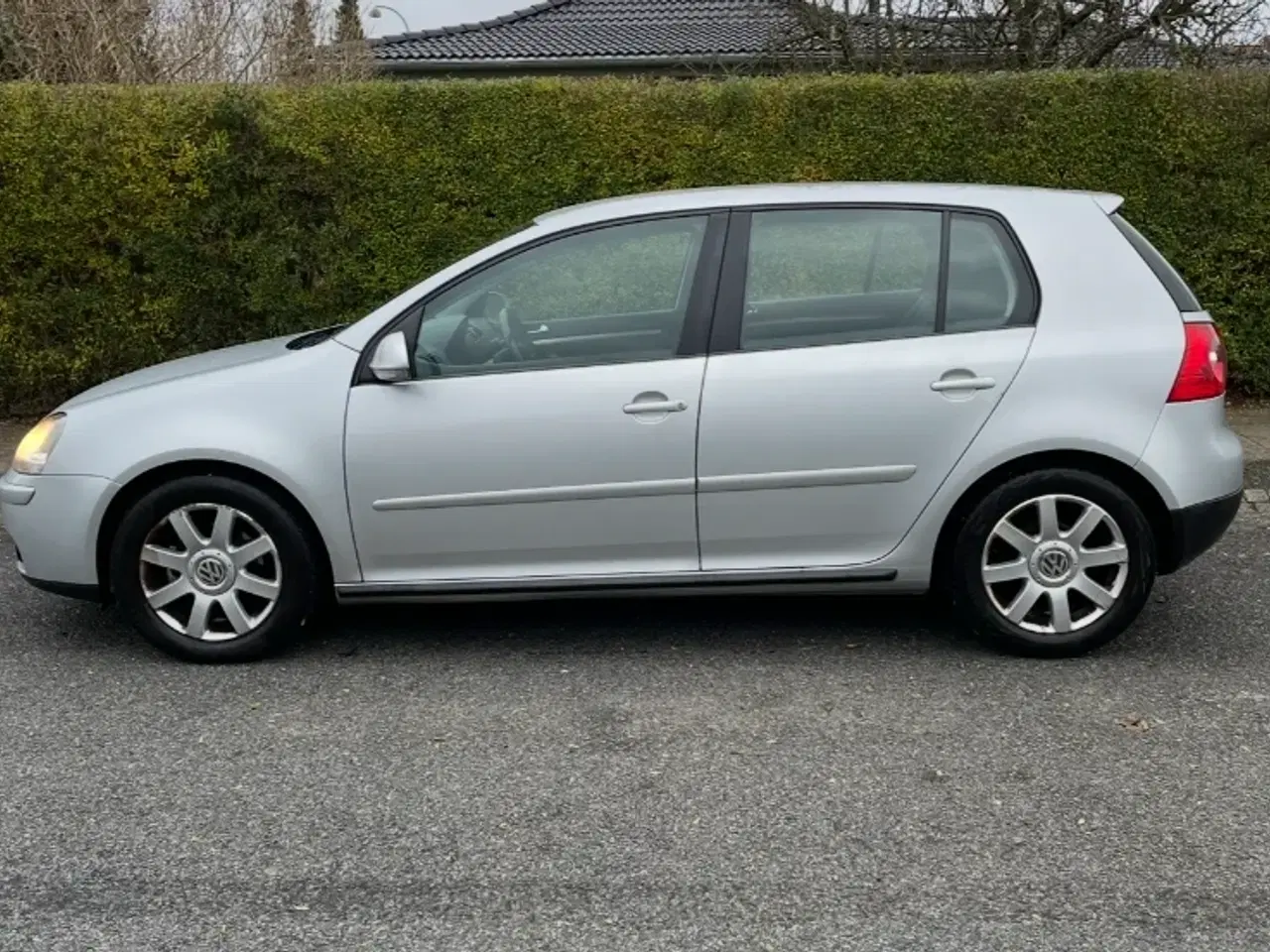 Billede 2 - VW Golf V 1,9 TDi 105 Comfortline