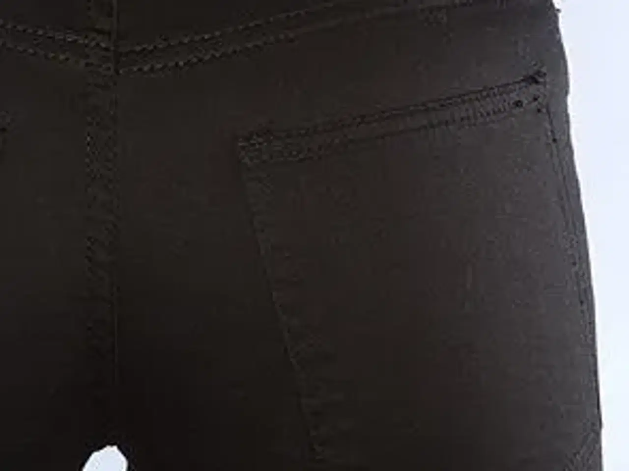 Billede 4 - spring jean satin washed black shorts