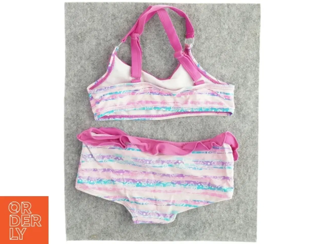 Billede 2 - Bikini (str. 104 til 110)