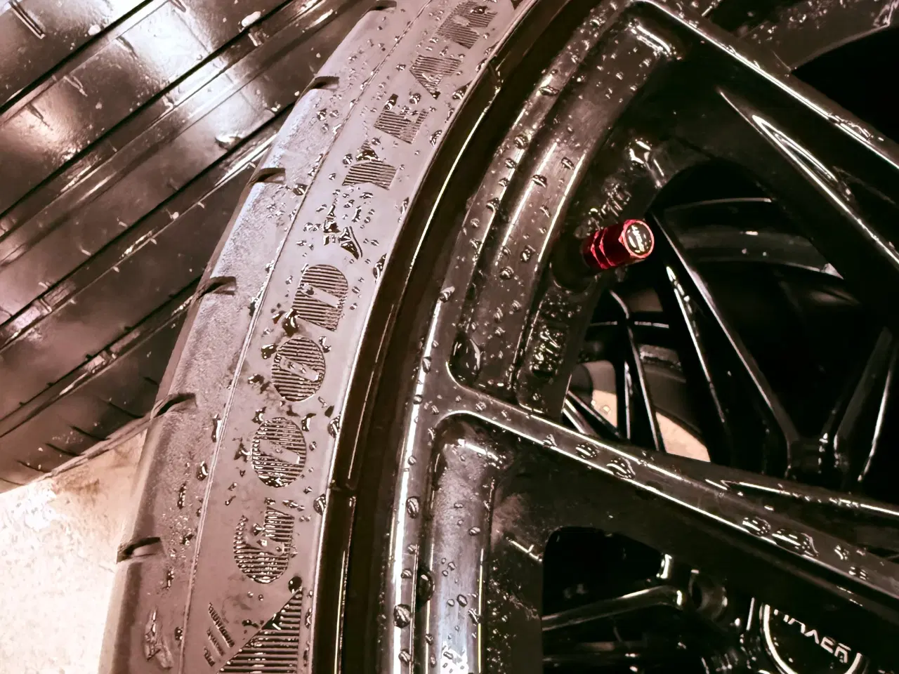 Billede 3 - VW POLO - Vinterdæk med fælge + Sommerfælge!