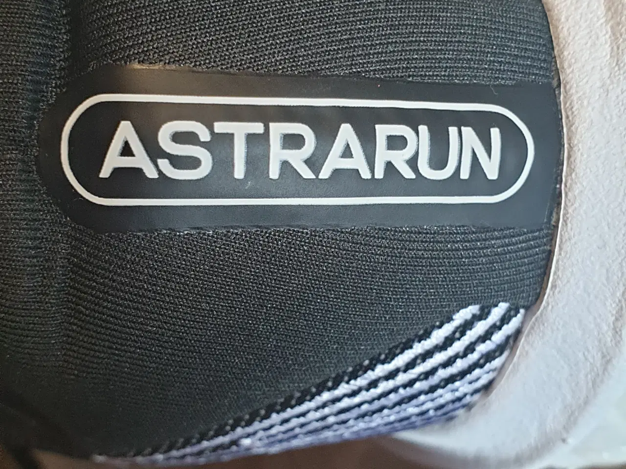 Billede 3 - Adidas Astrarun 2.0, herreløbesko