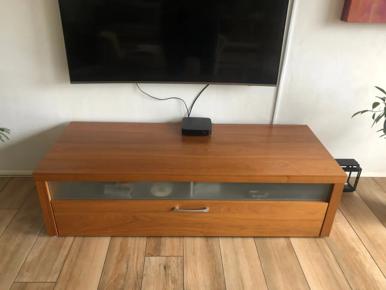 Billede 1 - TV Bord 