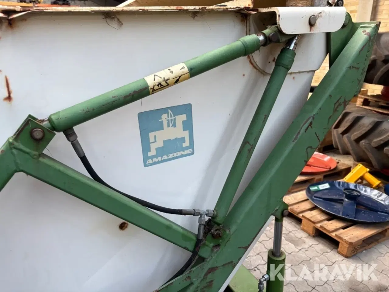 Billede 8 - Vertikalskærer / plænelufter Amazon GHLT150