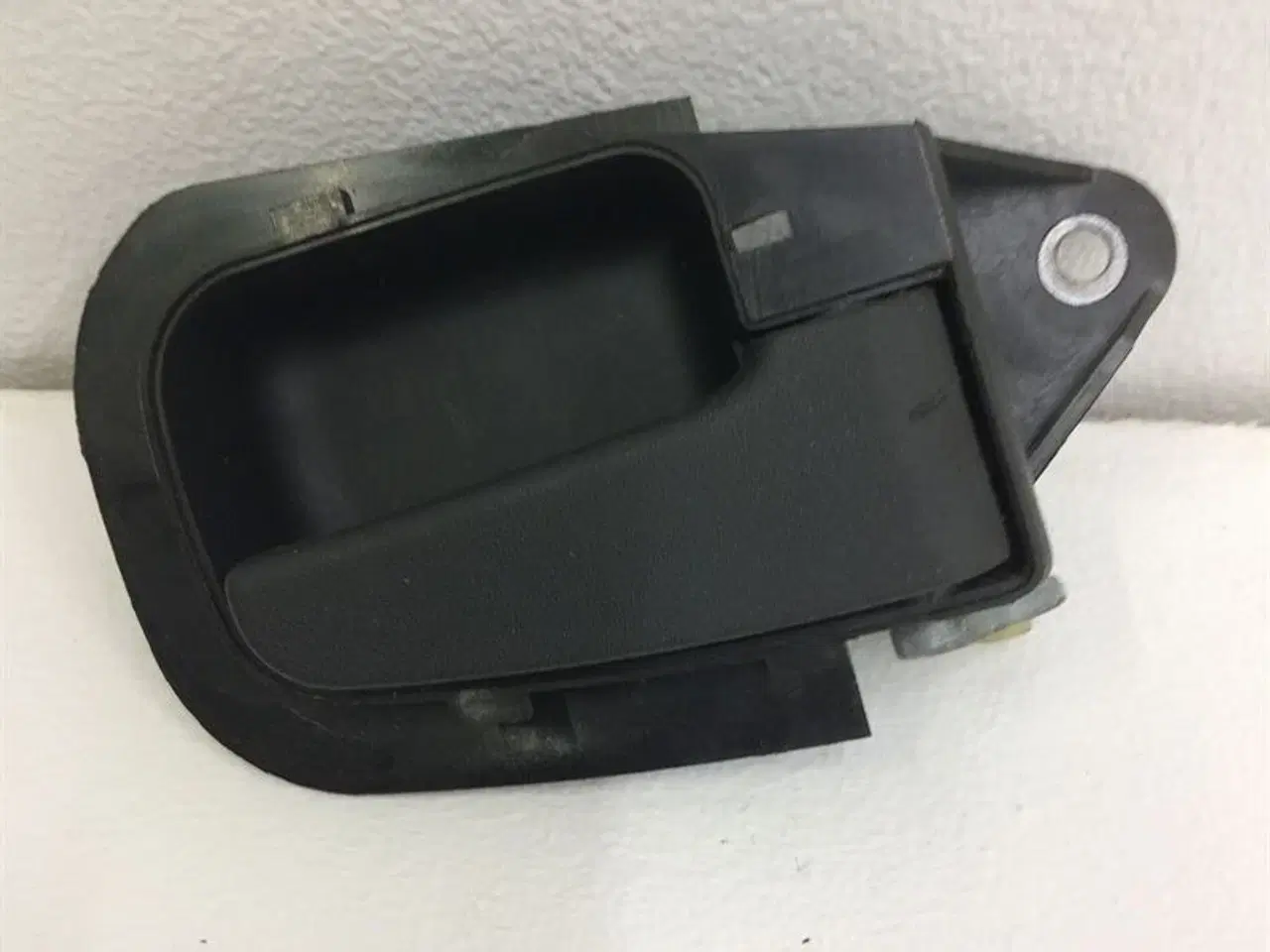 Billede 1 - Dørhåndtag sort indvendigt for H.-side B51211960808 BMW E36