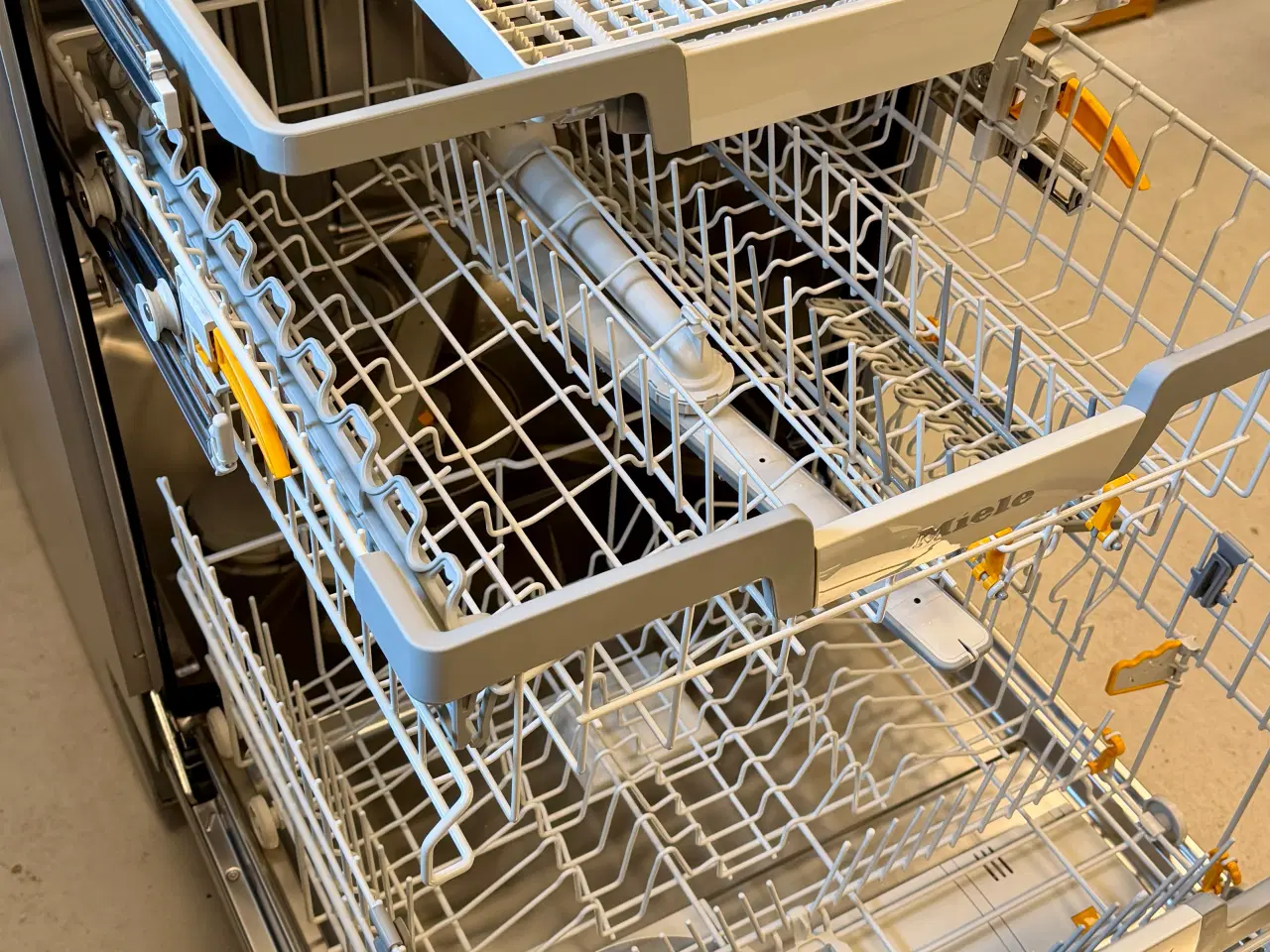 Billede 11 - Næsten helt ny Miele G 7197 SCVi XXL