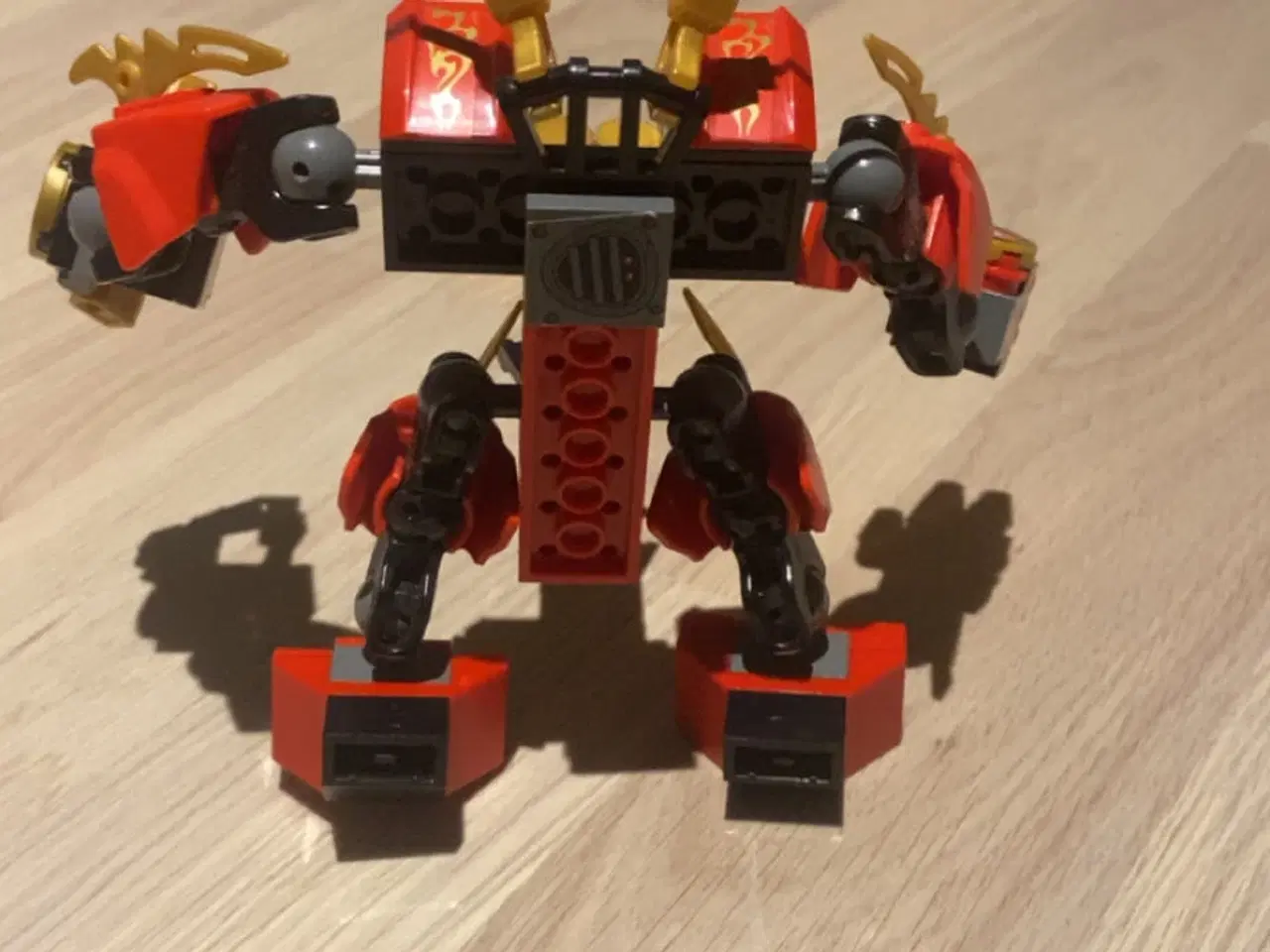 Billede 3 - Kai’s Fire Mech 70500; Lego Ninjago