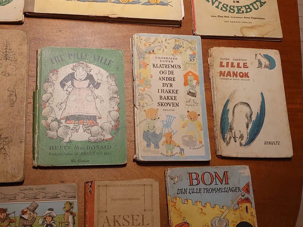 Billede 7 - 27stk antikvariske børnebøger i dårlig stand.
