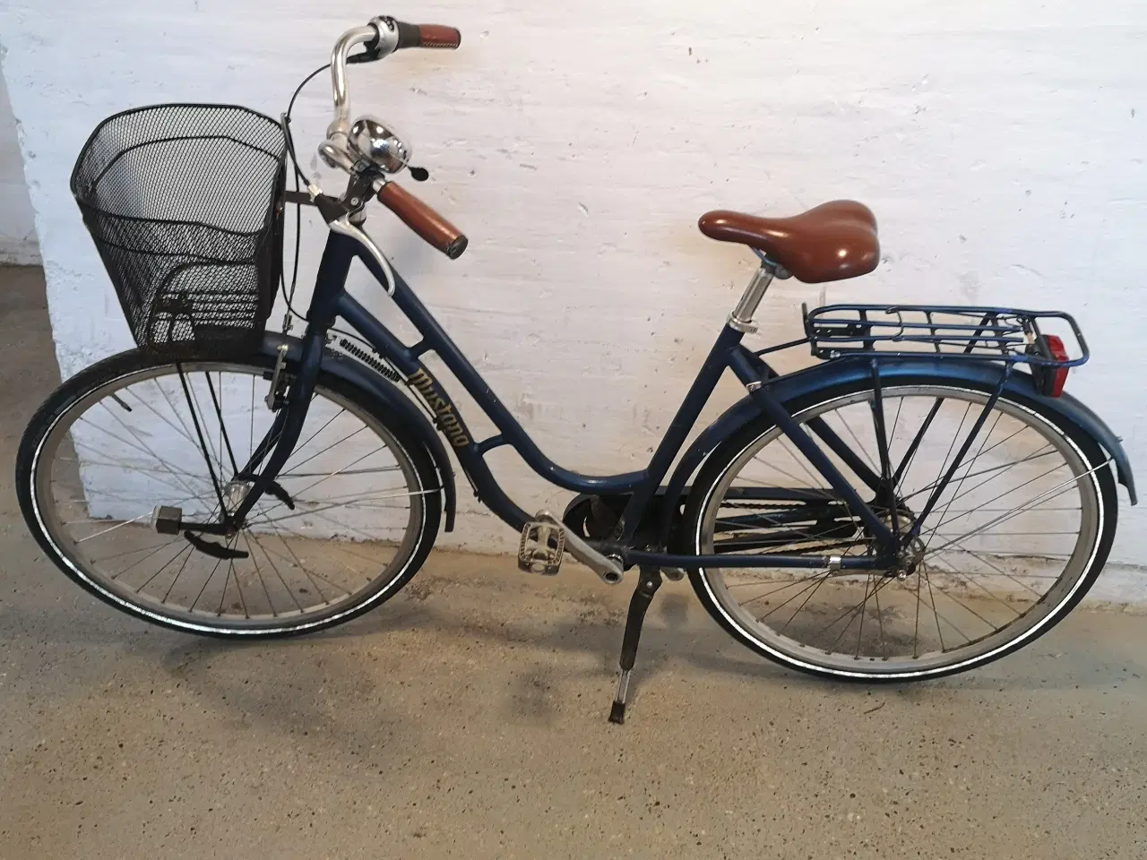 Billede 2 - Mustang  28"  7 gear Ny dæk. For og baglygter magn