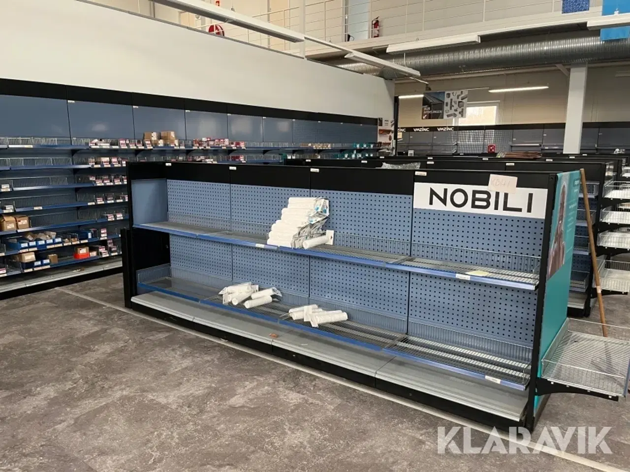 Billede 1 - Værksteds/butik inventar