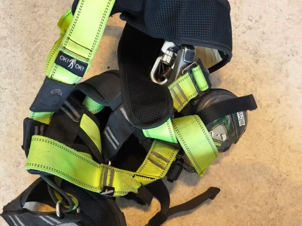 Billede 3 - Kasse m. sikringsgrej samt div.