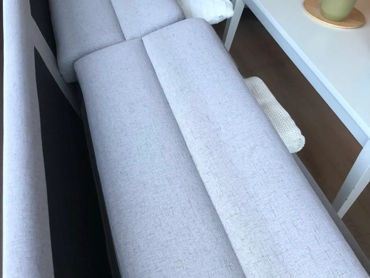 Billede 4 - Stor hjørnesofa med slidstærkt stof