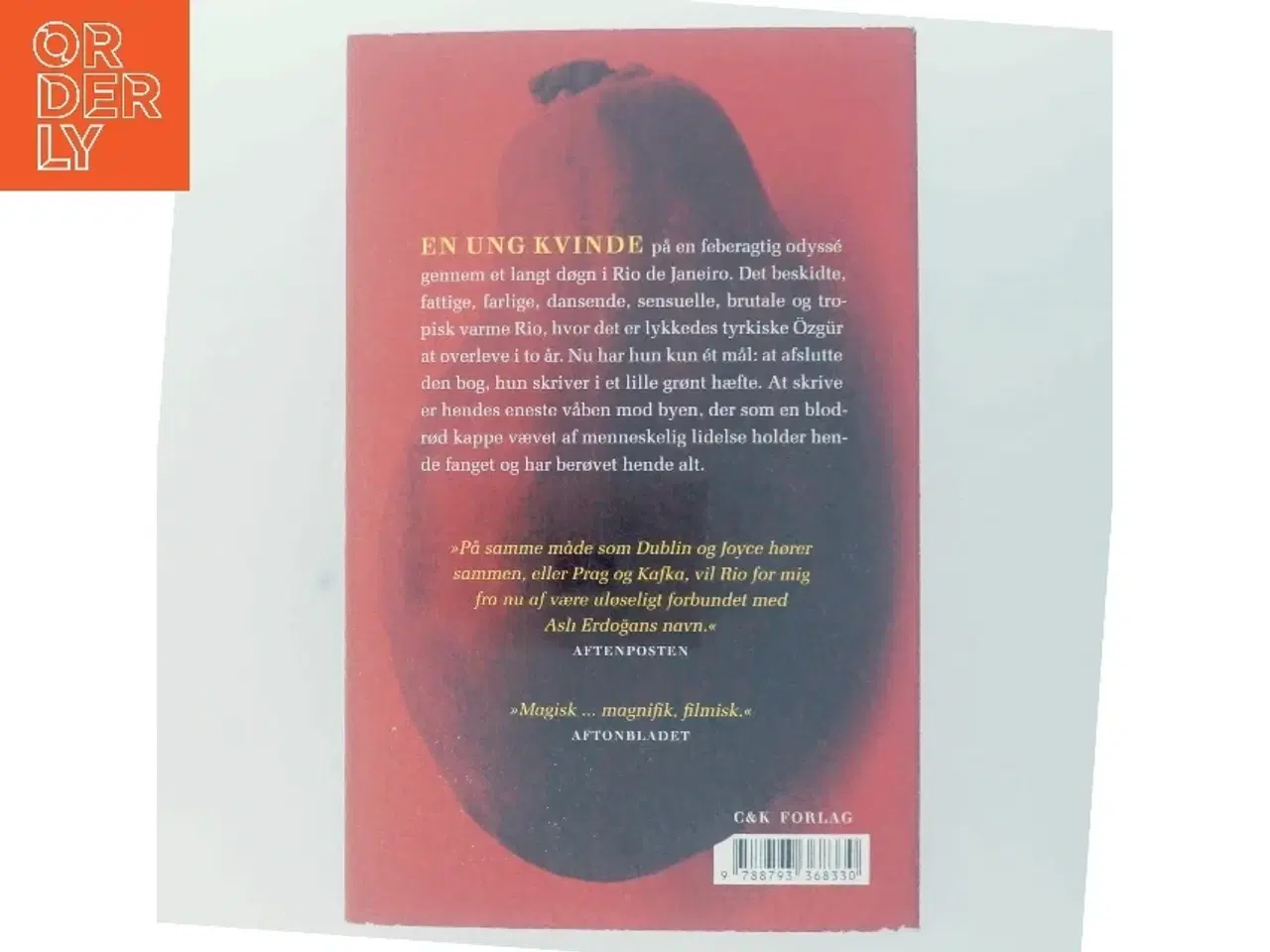 Billede 3 - By i blodrød kappe : roman af Asli Erdogǎn (f. 1967) (Bog)