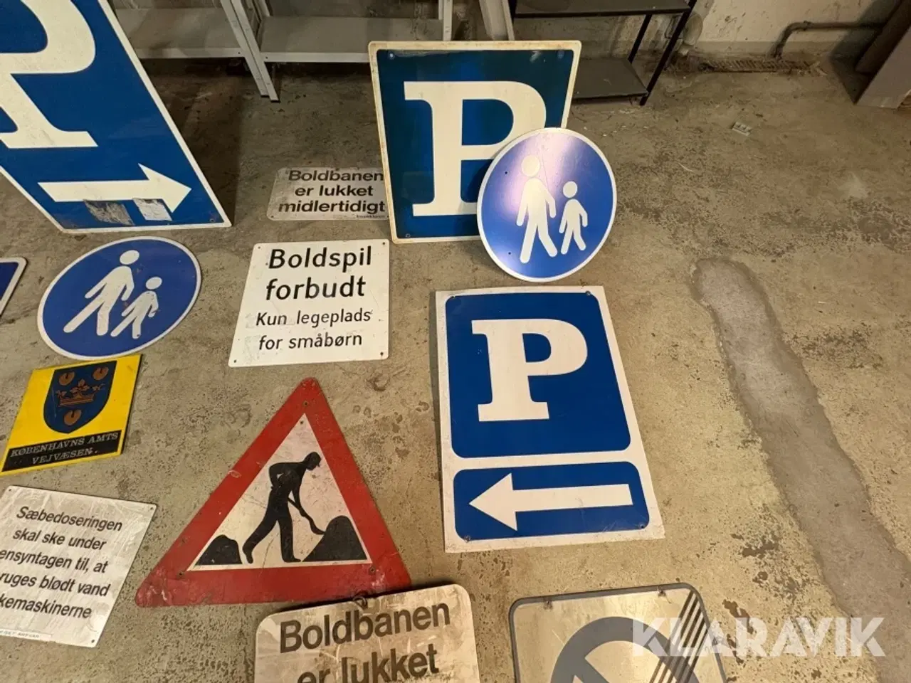 Billede 11 - Pullerter, skilte og reflekspæle - 36 dele