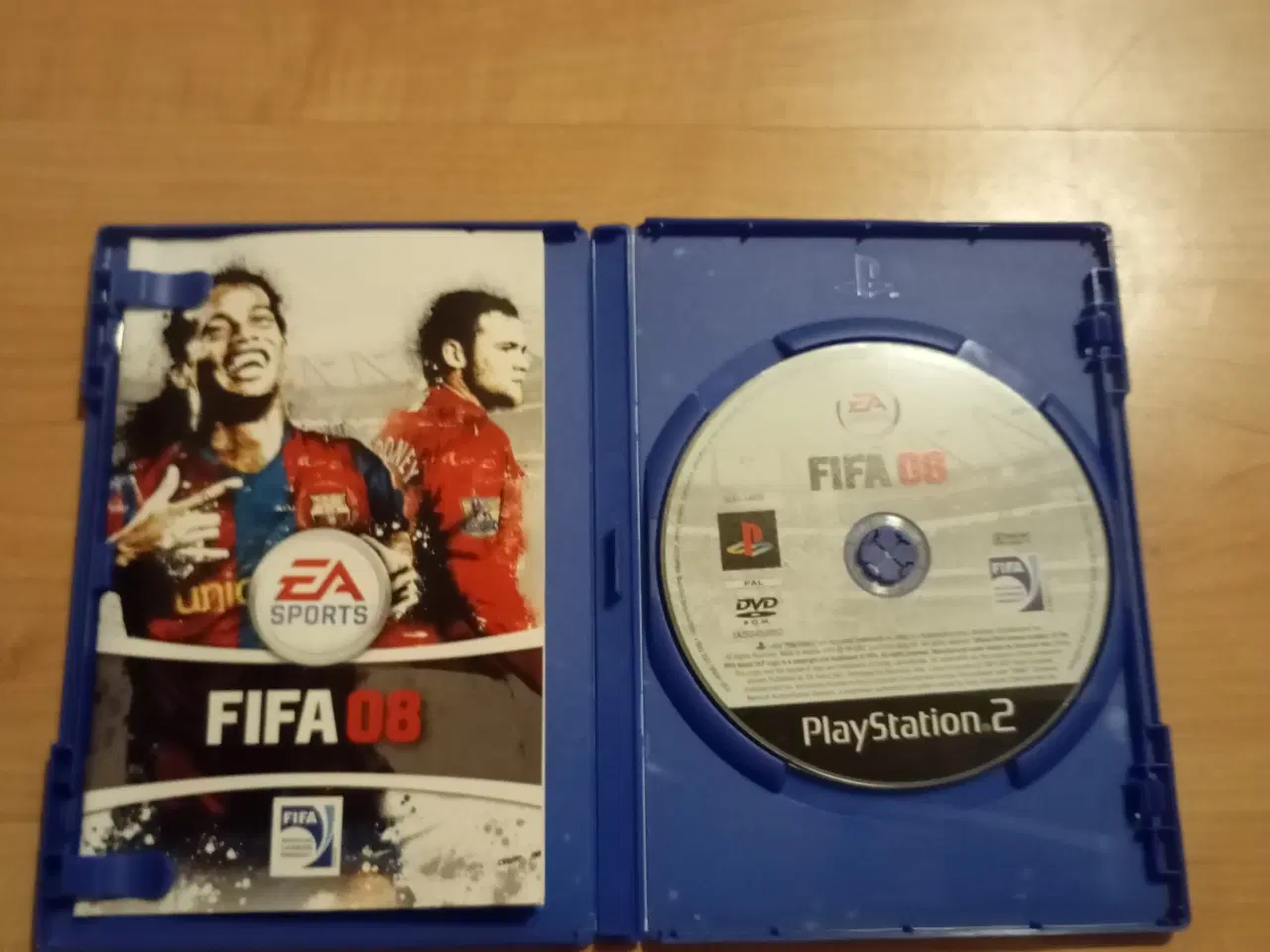 Billede 3 - FIFA 8 PlayStation 2 spil 
