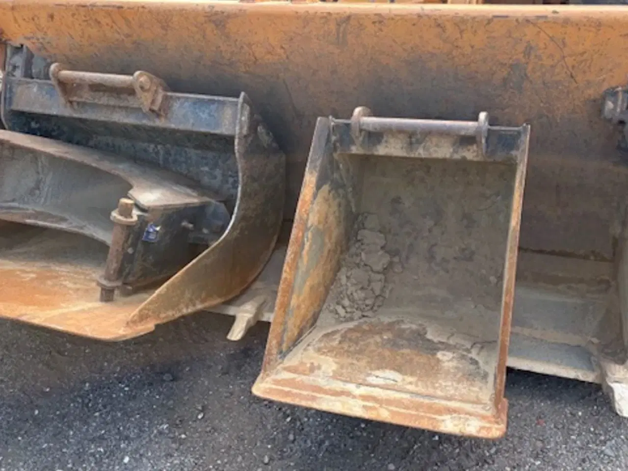 Billede 4 - Case 695 ST VOLVO SKIFTE FOR OG MEK HURTIGSKIFT BAG