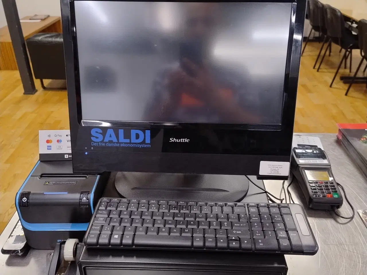 Billede 4 - Køle bord og kasse apperet stk 3500 kr virker