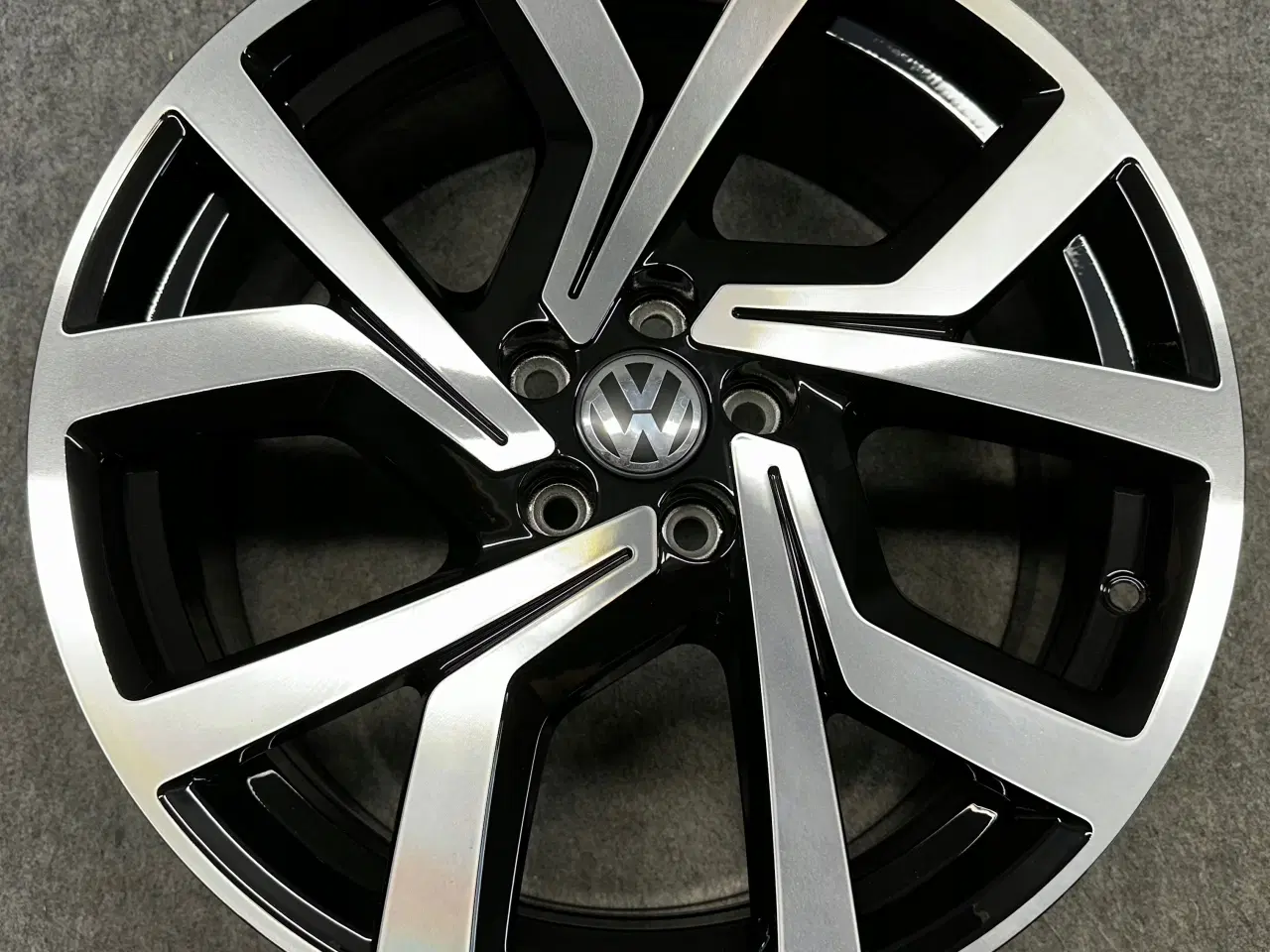 Billede 2 - VW POLO 2G 2G0 GTI BRESCIA 7.5" x 18" 5x100 ET 51