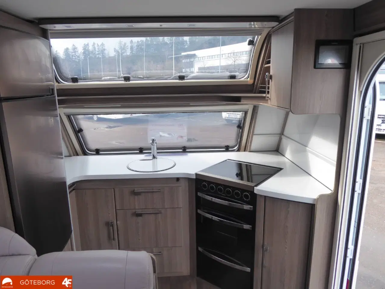 Billede 6 - Kabe Royal 740 TDL FK KS