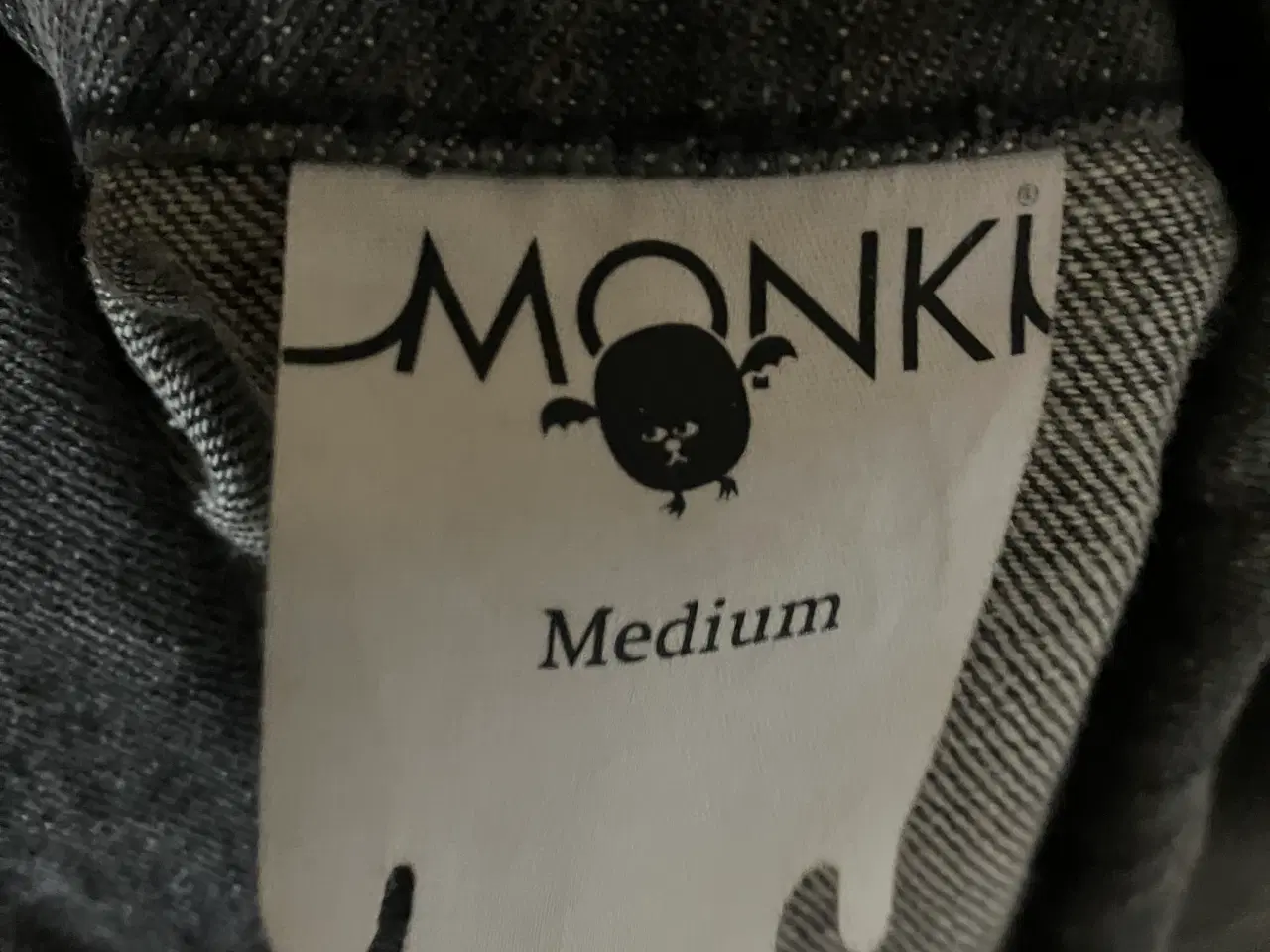 Billede 3 - Cowboy jakke fra Monki i sort Demin str M