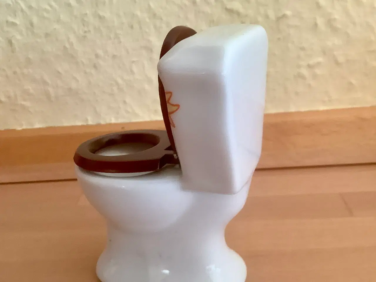 Billede 4 - Dukkehus toilet skala 1:12.