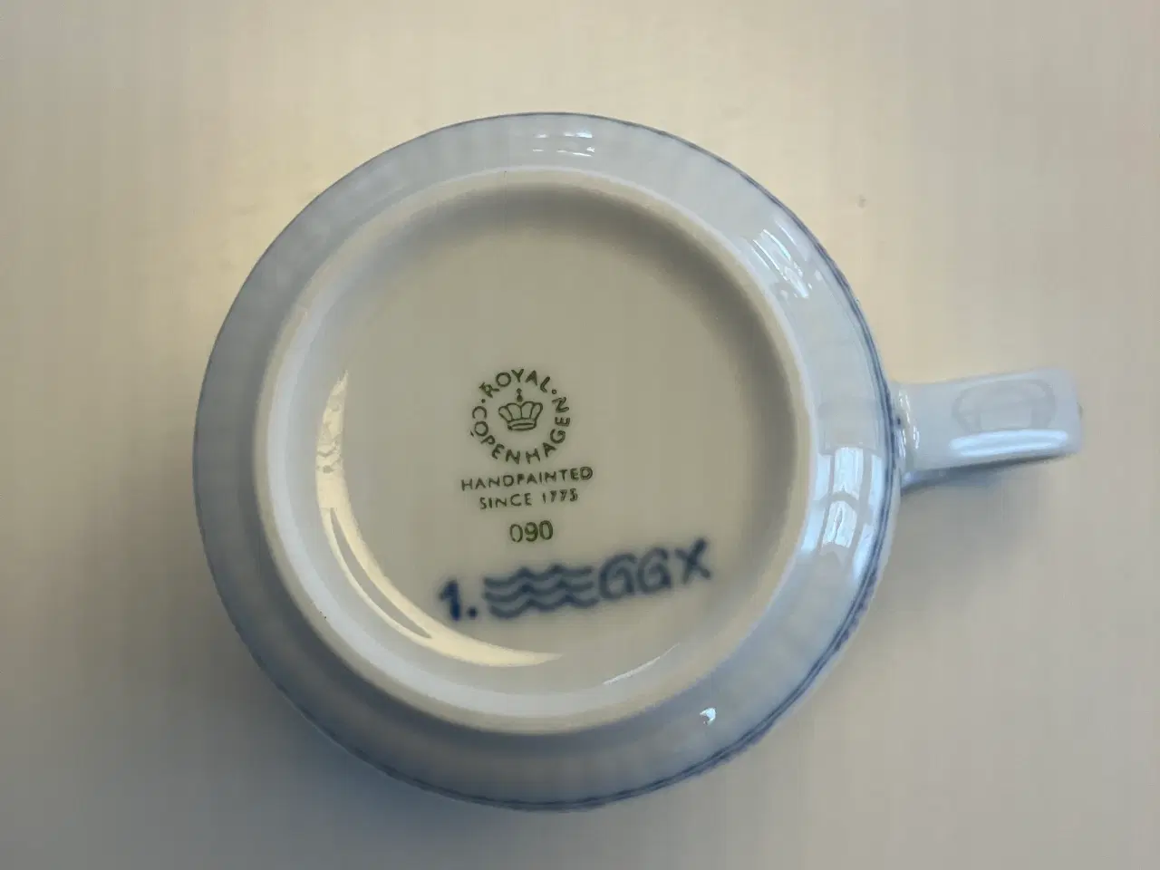 Billede 3 - Krus Royal Copenhagen musselmalet  1. Sortering