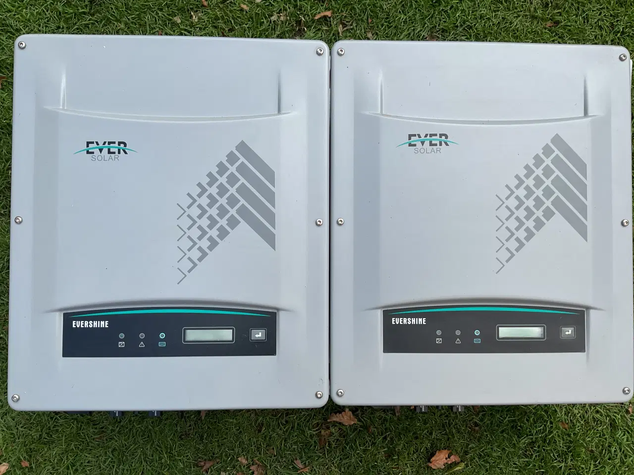 Billede 1 - 2 stk 3 kw inverter til solceller