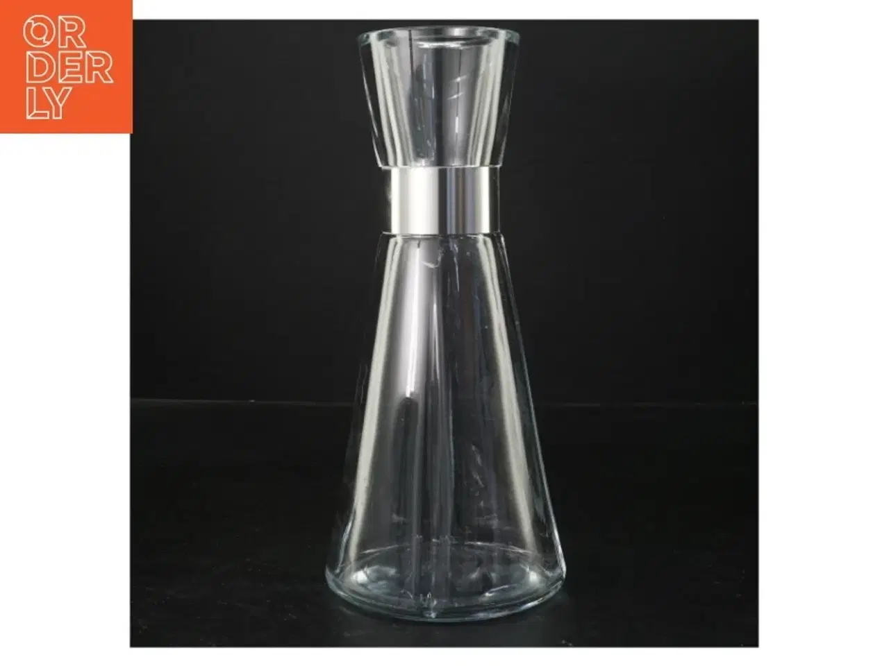 Billede 1 - Glaskaraffel med metalkant fra Rosendahl (str. 26x11 cm)