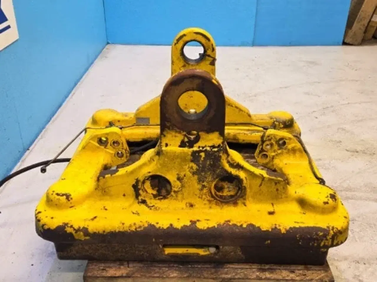 Billede 11 - New Holland LB115B Beslag 87356803