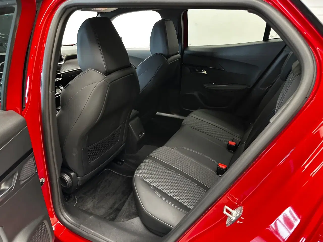 Billede 11 - Peugeot e-2008 50 GT