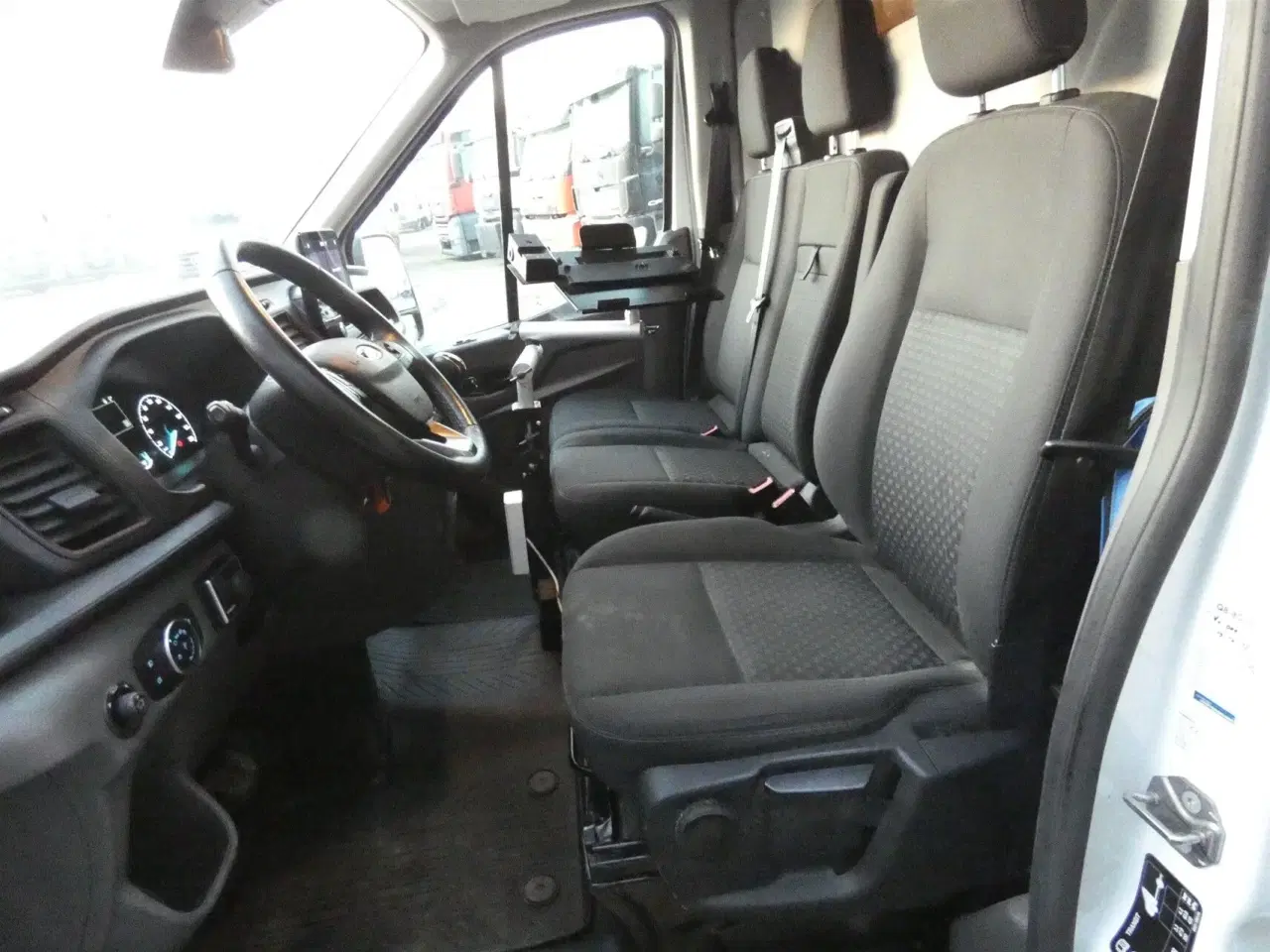 Billede 7 - Ford Transit 350 L2H2 2,0 TDCi Trend 130HK Van 6g