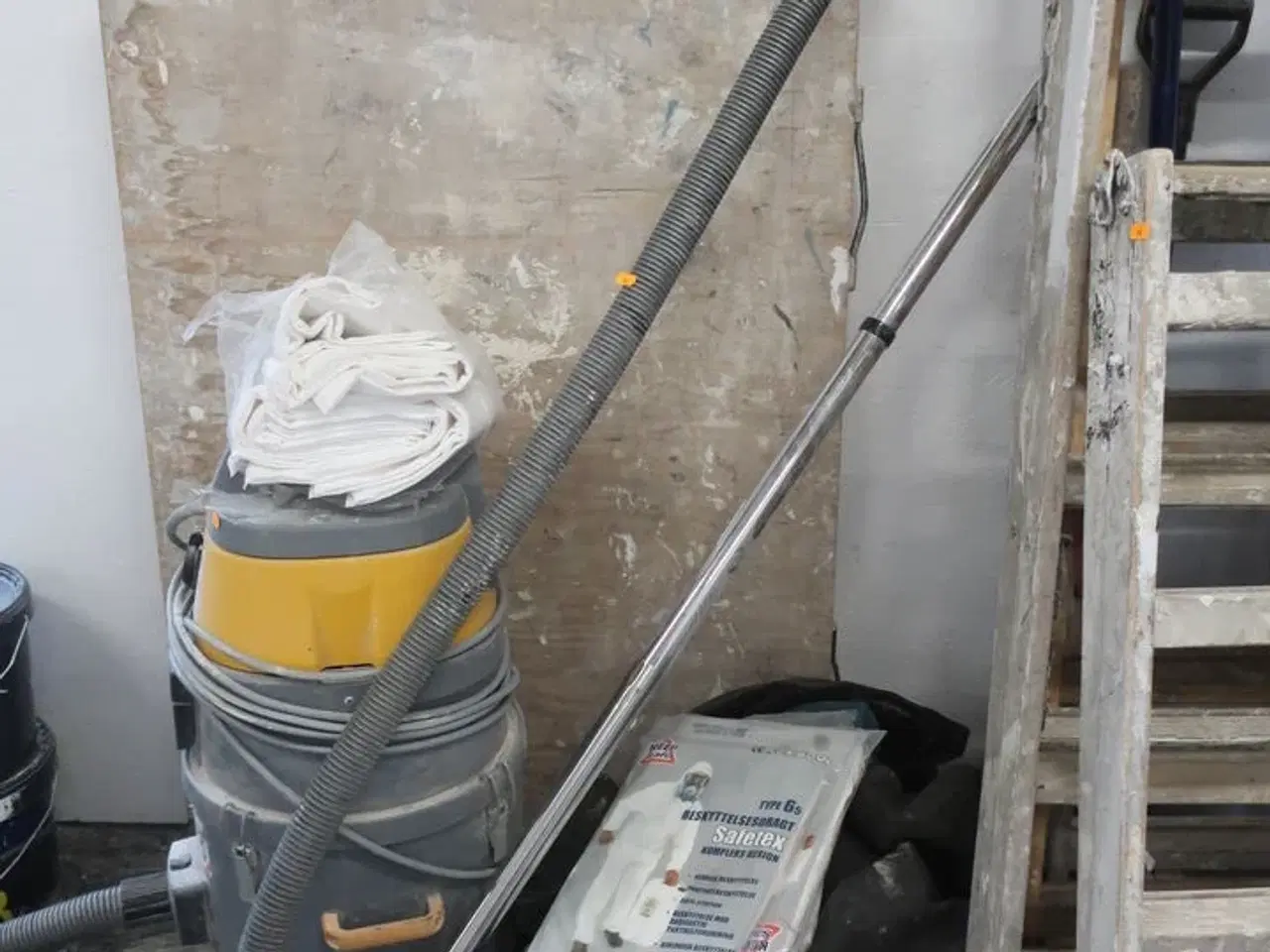 Billede 2 - Støvsuger RONDA 200H