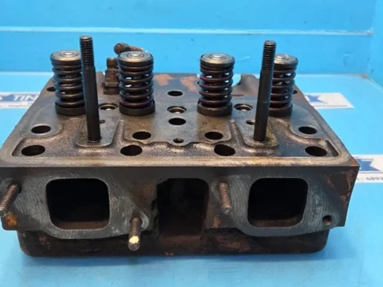 Billede 13 - Case BD336 Cylinderhoved AC148939