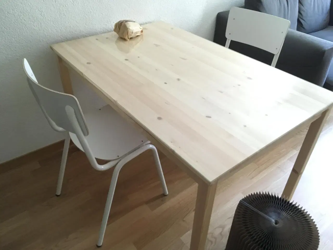 Billede 1 - IKEA INGO spisebord i fyrretræ