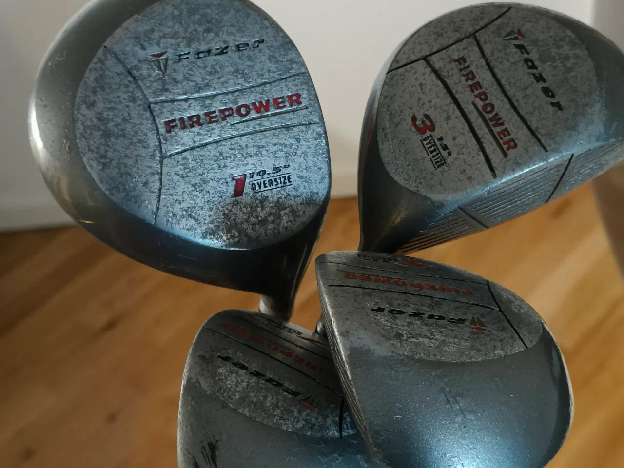 Billede 20 - Komplet golfsæt inkl. vogn og bag – klar til spil