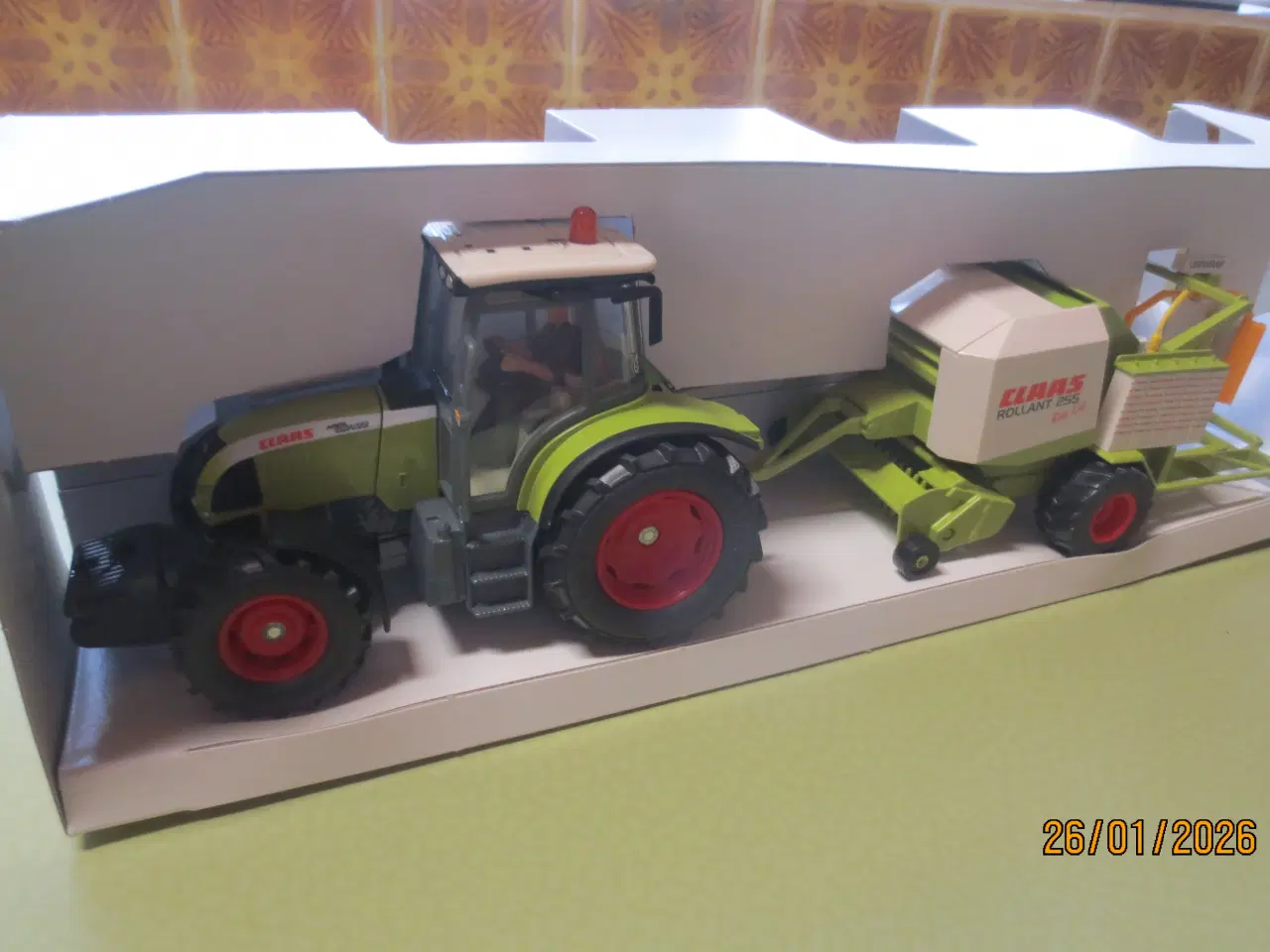 Billede 3 - 1 stk Ny Modeltraktor CLAAS Ares 697 og CLAAS 255