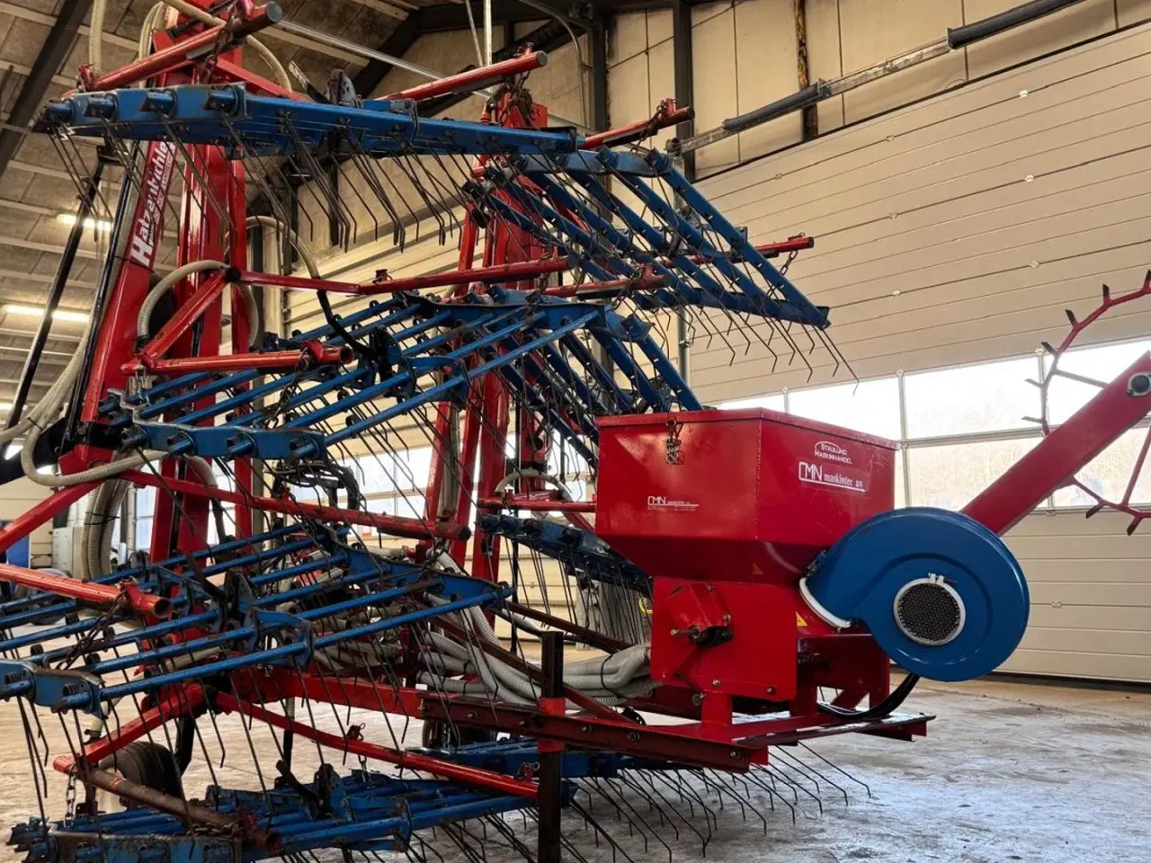 Billede 19 - Hatzenbichler 12 meter med frøudstyr