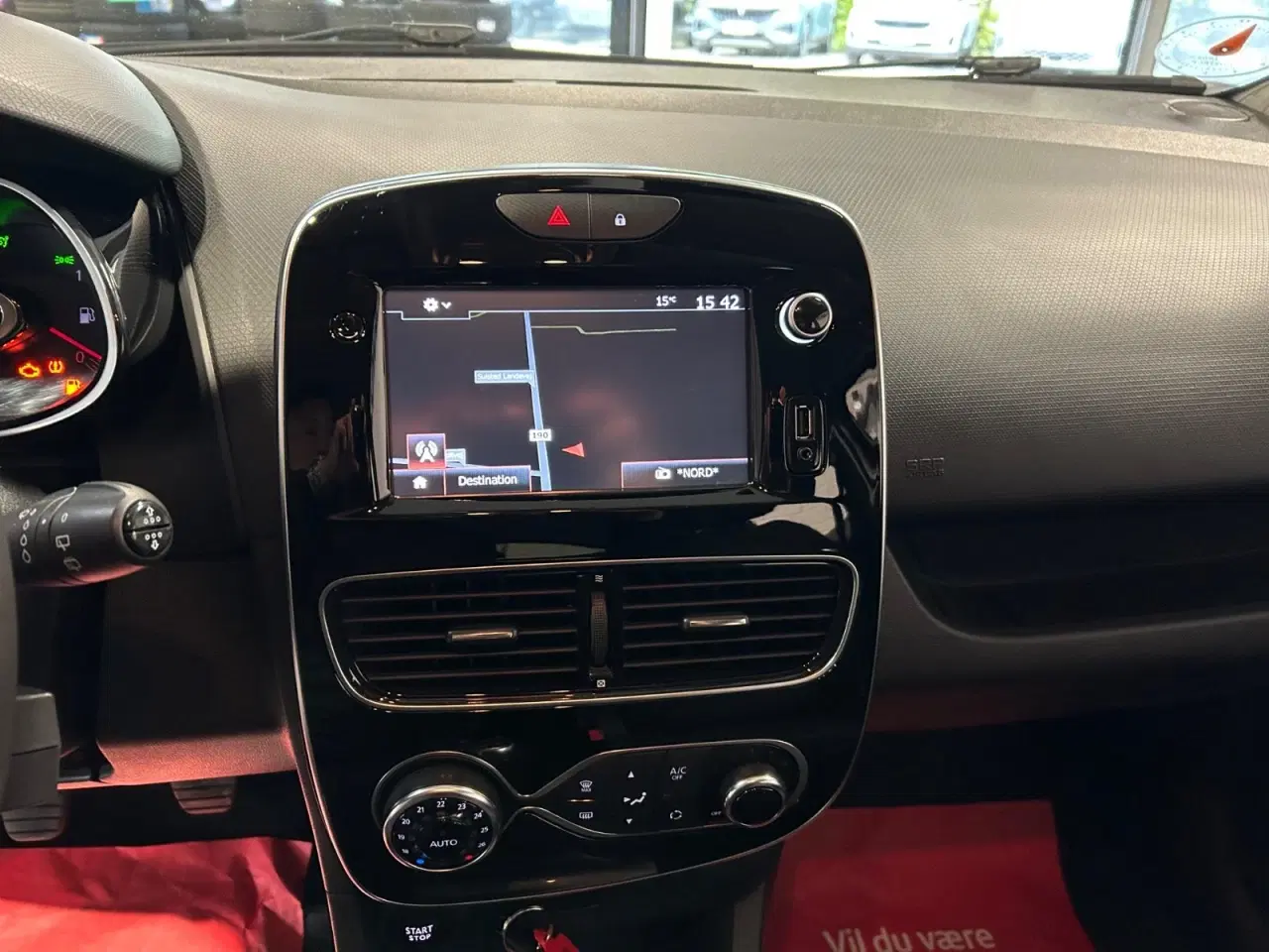 Billede 10 - Renault Clio IV 1,5 dCi 90 Limited Sport Tourer