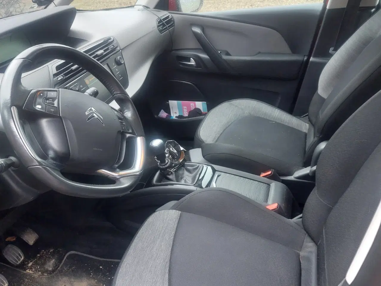 Billede 2 - flot velholdt C4 grand picasso nysynet