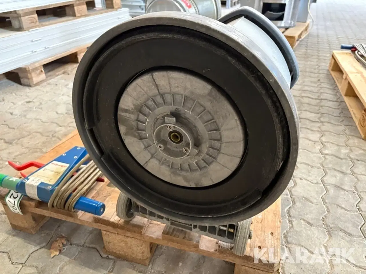 Billede 8 - Poleringsmaskiner Columbus/Nilfisk E 400 S/421 A - 2 styk