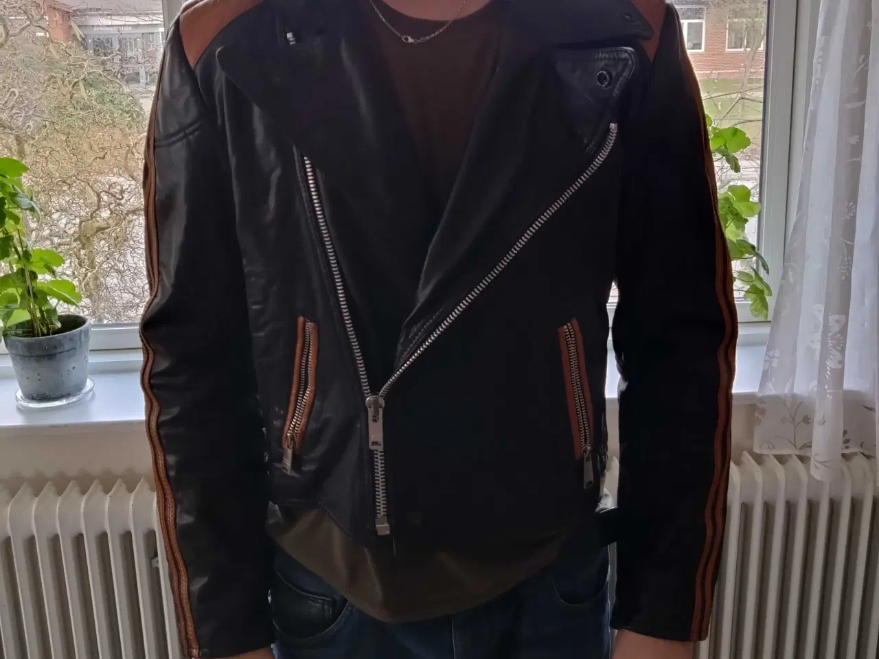 Billede 5 - Læder jakke