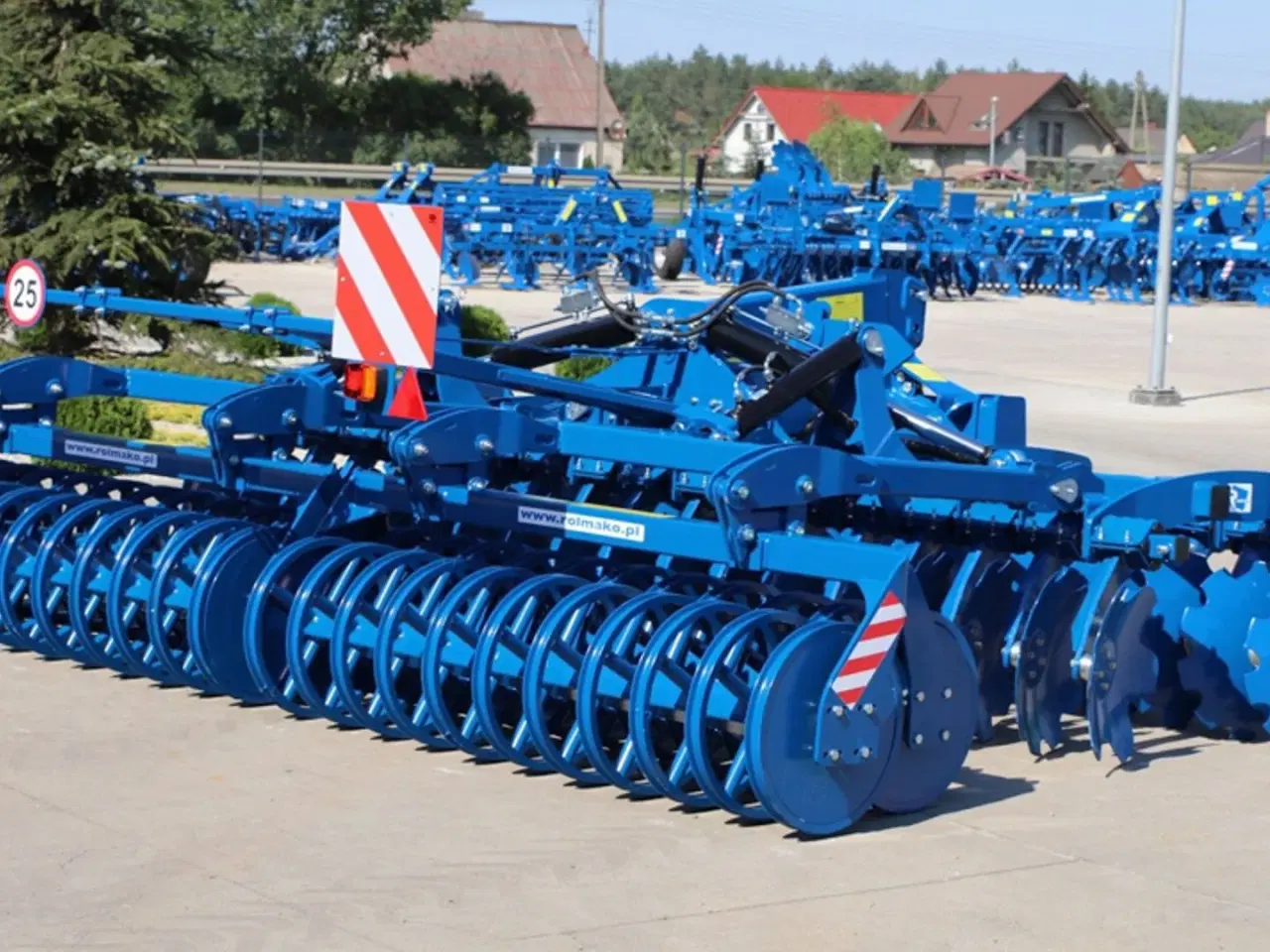 Billede 1 - Rolmako Jordbearbejdning